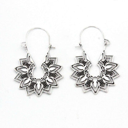 Bohemian style geometric earrings - Hallafa Breathtaking Bohemian-style earrings with geometric designs! Crafted from Alloy, these treasures come in stunning Silver or Gold. #