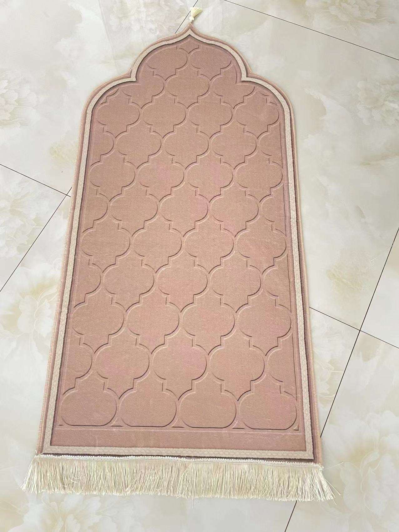 Prayer Mat geometric shapes - Hallafa Product information: Material: Flannel Main component of fabric: polyester fiber (polyester) Main component content of fabric: 81%(inclusive)-90%(inclusive) Style: National style Shape: irregular Color: Silver gray, white, pink, camel Size: 50 x80cm x110cm 60, 80 x120cm Packing list: 1* Prayer mat #