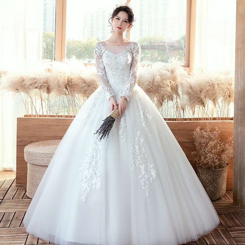 Amira Long Sleeves Wedding Dress - Hallafa This long-sleeve lace Modest wedding dress is a dream come true! It's simple, beautiful and oh-so-cute! Main fabric composition: polyester fiber (polyester) SIZE BUST WAIST S 80CM 63CM M 84CM 67CM L 87CM 70CM XL 90CM 73CM XXL 94CM 77CM #