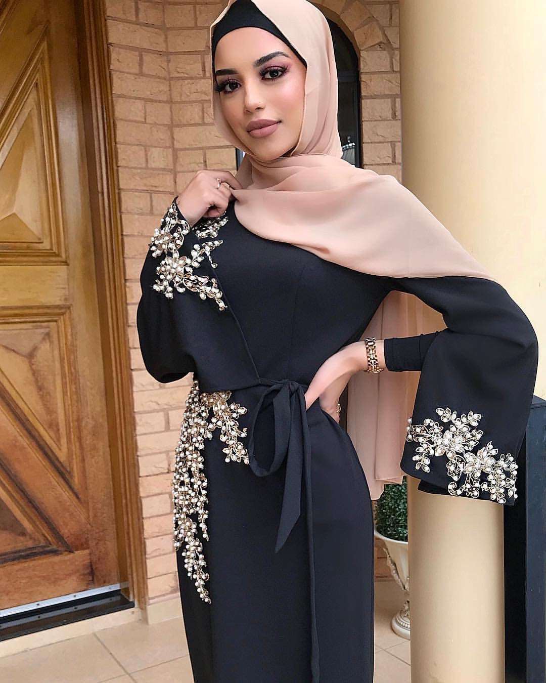 "muslim women Black embroidery pearl maxi dress with long sleeves."