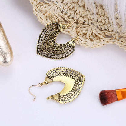 Hanging Earrings - Hallafa Adorn your ears with these stunning Hanging Earrings! Crafted of Alloy, these shimmering beauties come in two alluring shades of bronze and silver. #