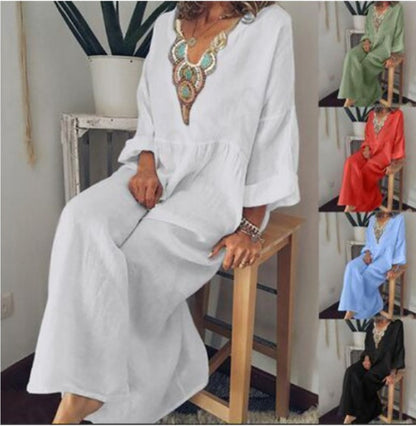 Loose bohemian long-sleeved maxi dress - Hallafa This cozy cotton maxi dress has a bohemian style and long sleeves. · Color: white, green, black, lake blue, red #