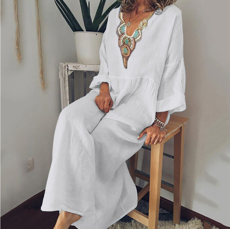 Loose bohemian long-sleeved maxi dress - Hallafa This cozy cotton maxi dress has a bohemian style and long sleeves. · Color: white, green, black, lake blue, red #