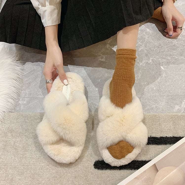 Women home Slippers - Hallafa These Women's Home Slippers are a stylish must-have for staying luxe and cozy. A perfect pairing with your dress, they'll keep your feet looking and feeling marvelous! · Sole material: rubber · Inner lining material: artificial wool #