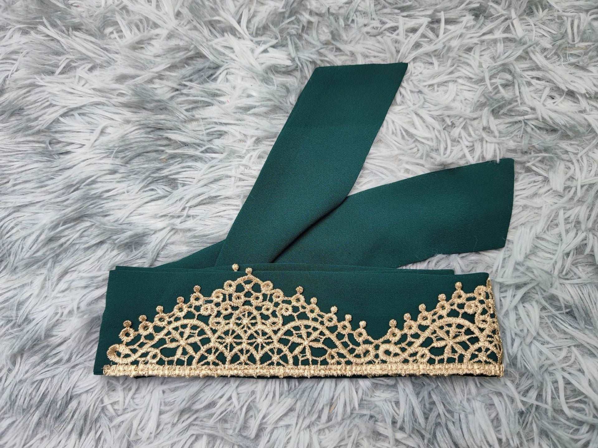 " green embroidered belt "